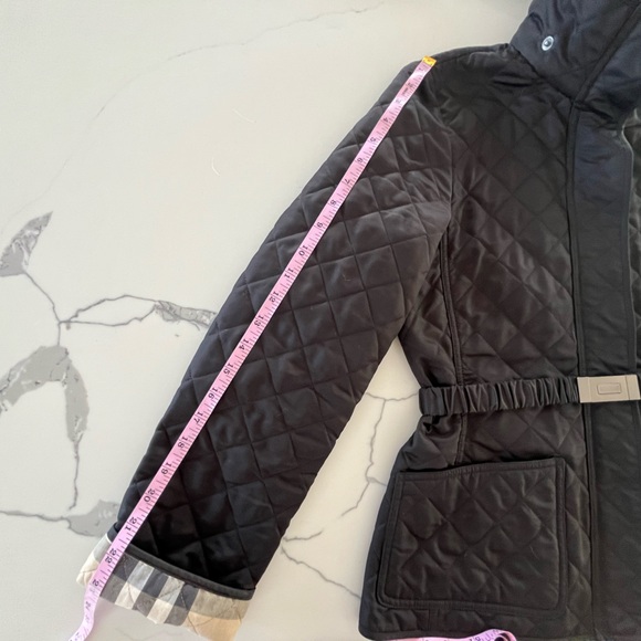 Burberry Black Quilted Belted Jacket w/ Detachable Hood - Fitted Silhouette Sz S - Picture 13 of 16